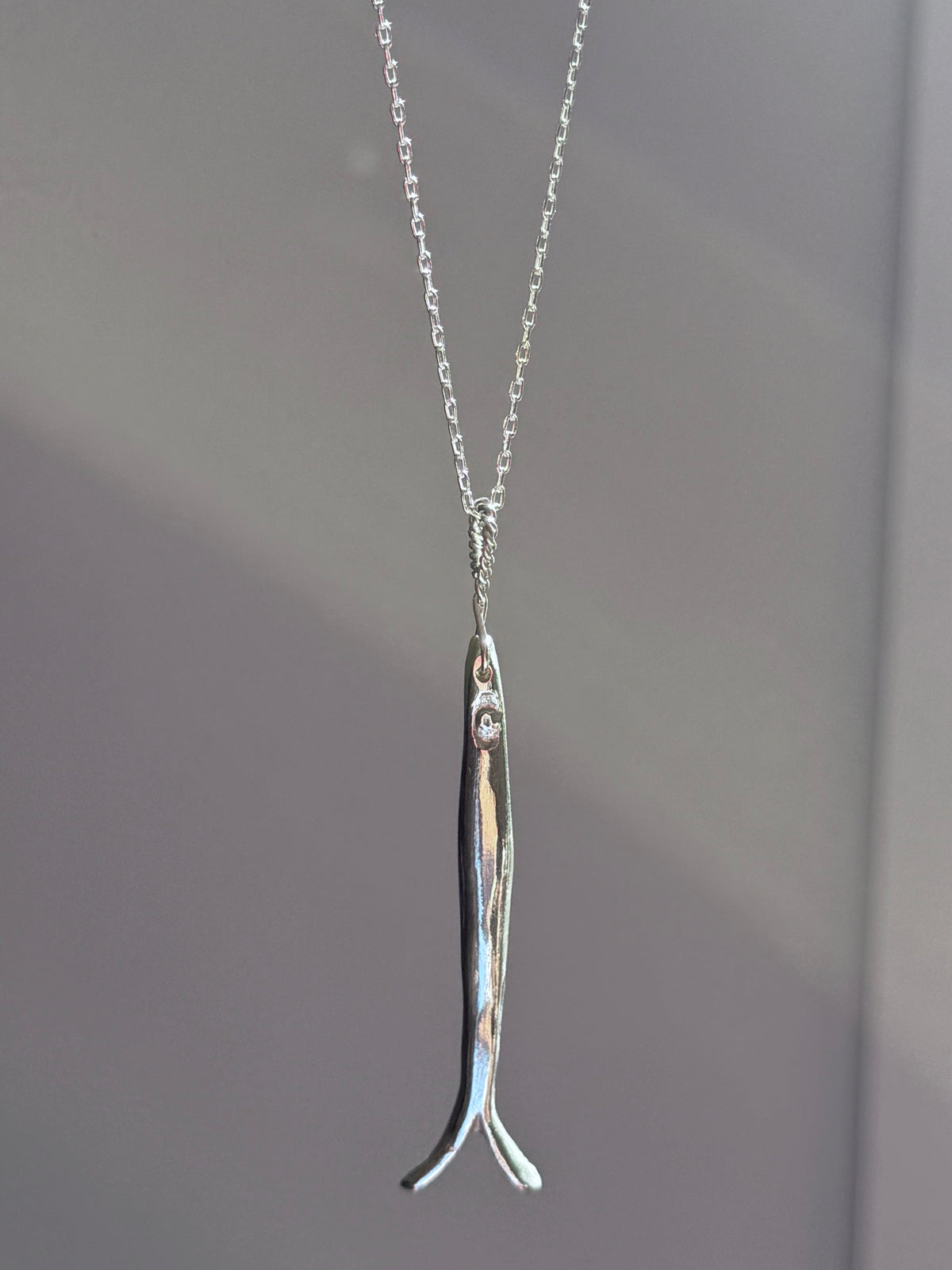 Sardine Pendant Drawn Cable Chain Necklace